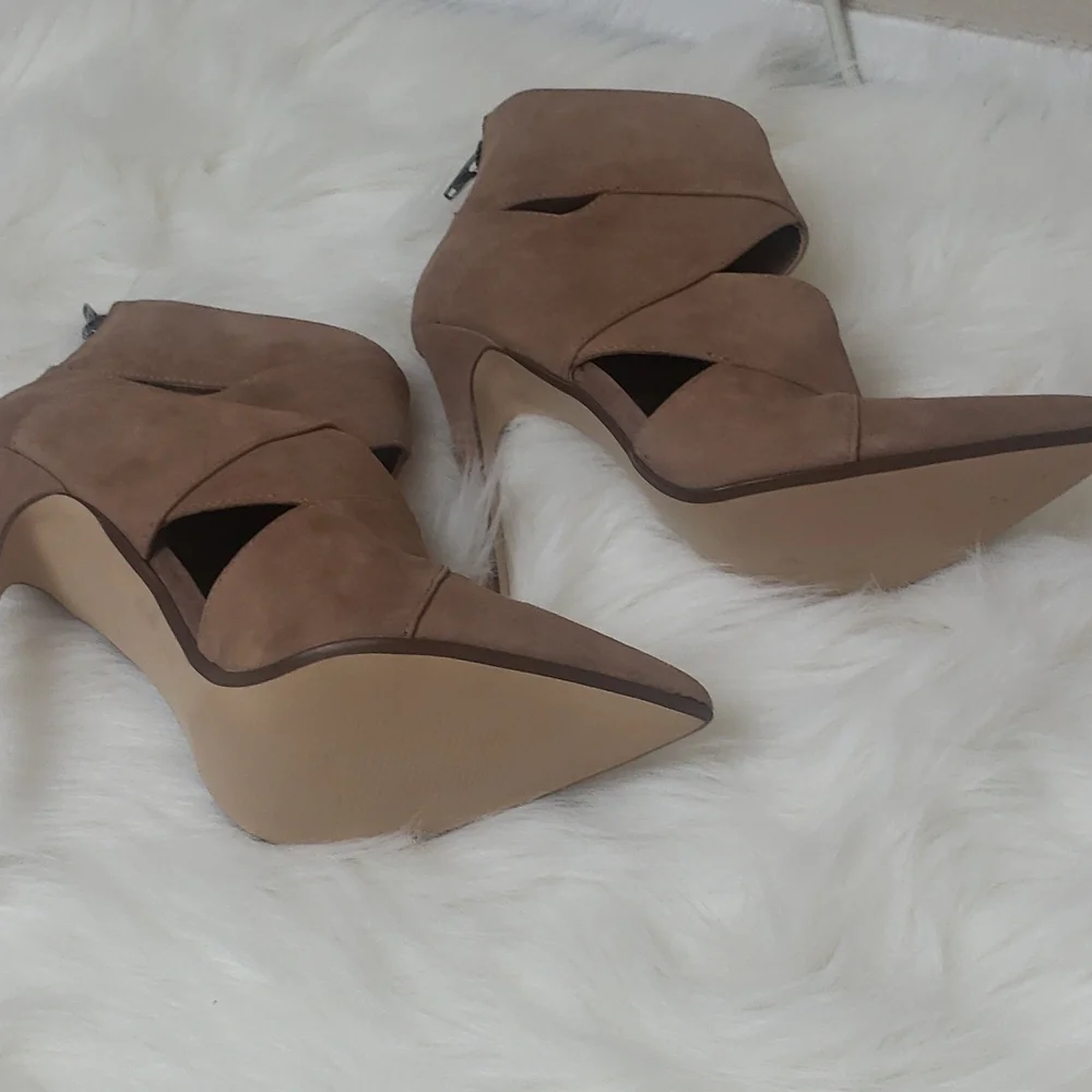 Steve Madden high heel ankle booties - Picture 4 of 6